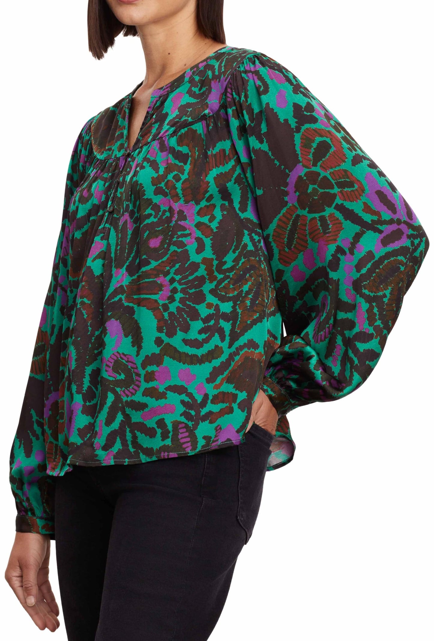 VELVET BY GRAHAM & SPENCER Women's Clothing Reeve Amazon Printed Satin Blouse, Color Multi Size XS